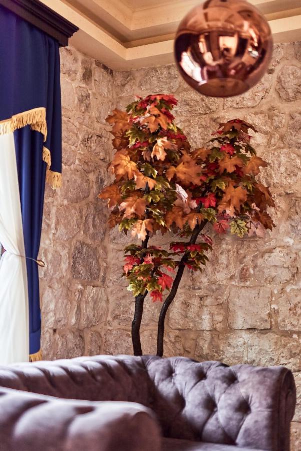 Apartment Lav In The City Centre Kotor Exterior photo