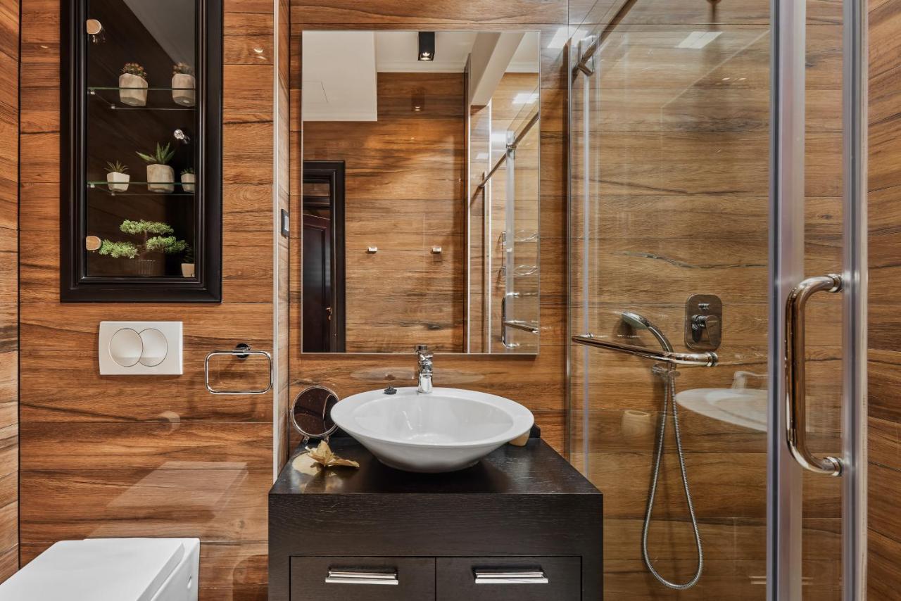 Apartment Lav In The City Centre Kotor Exterior photo